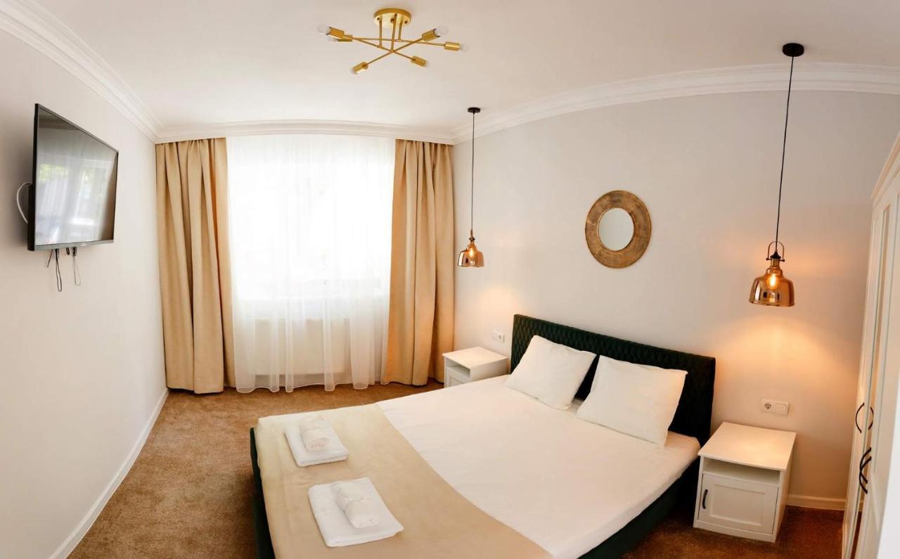 Maniu 31 Apartments & Rooms Oradea Exterior photo